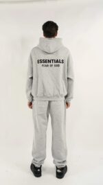 Essentials FW24 Light Heather trainingspak