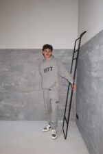 Dark Oatmeal Fear of God Essentials 1977 trainingspak